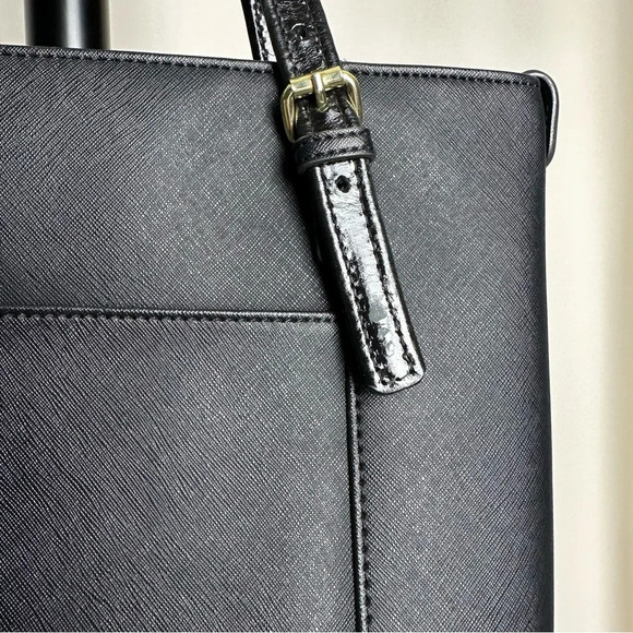 Anne Klein Black Tan Vegan Leather Shoulder Bag Patent Color Block Two Tone Faux - Picture 4 of 10